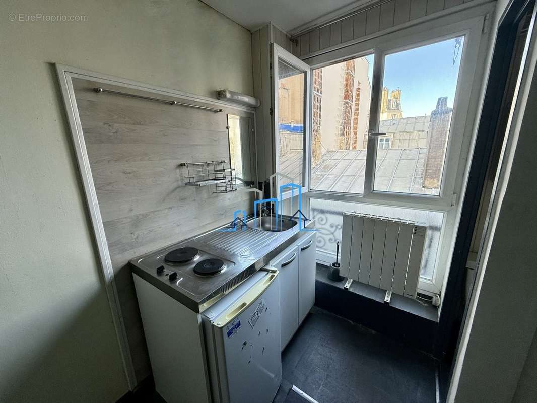 Appartement à PARIS-10E