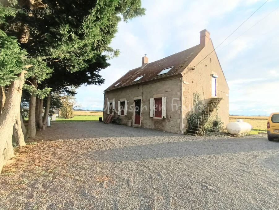 Maison à SAINT-POURCAIN-SUR-SIOULE