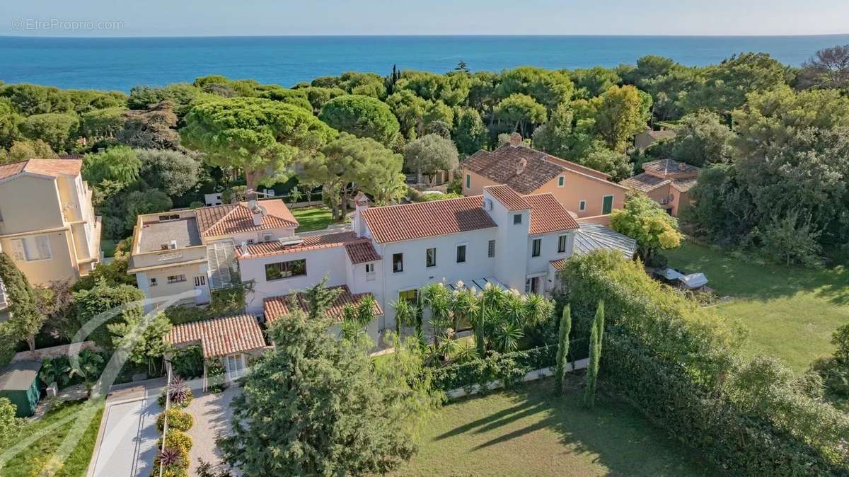 Maison à SAINT-JEAN-CAP-FERRAT