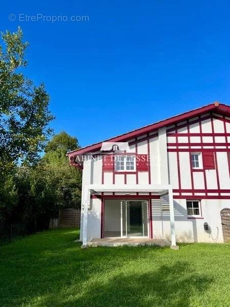 Maison à VILLEFRANQUE