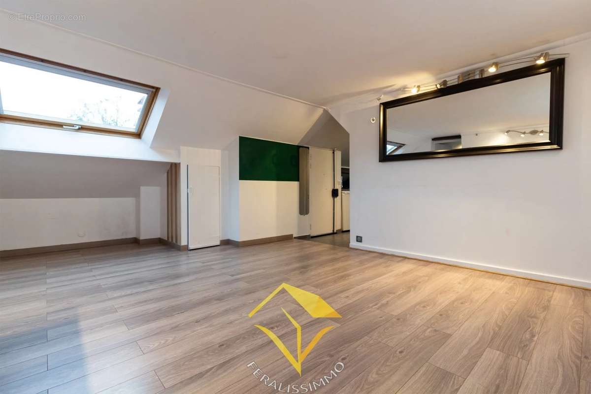 Appartement à VELIZY-VILLACOUBLAY