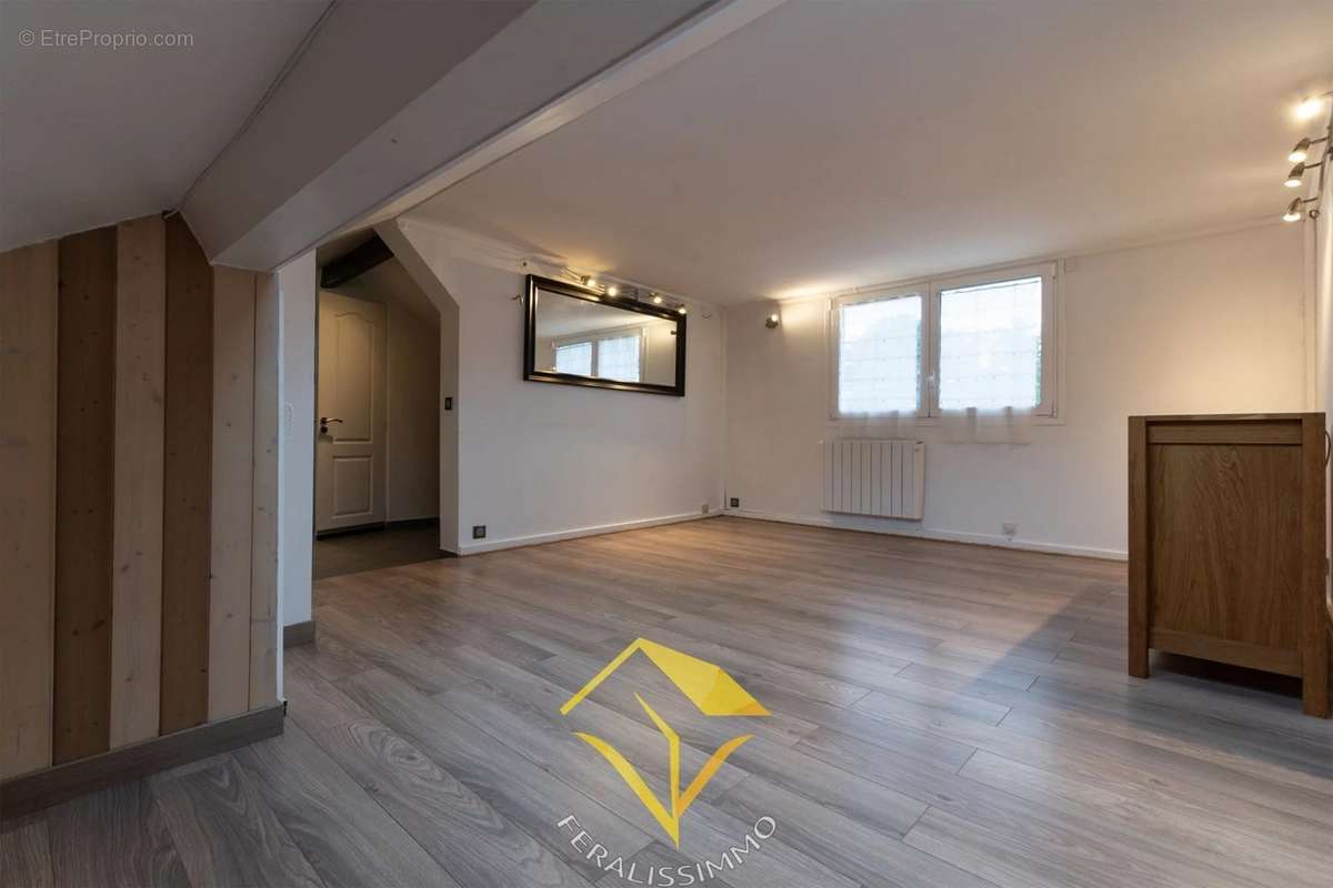 Appartement à VELIZY-VILLACOUBLAY