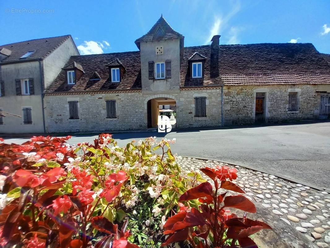 Maison à PAYRAC