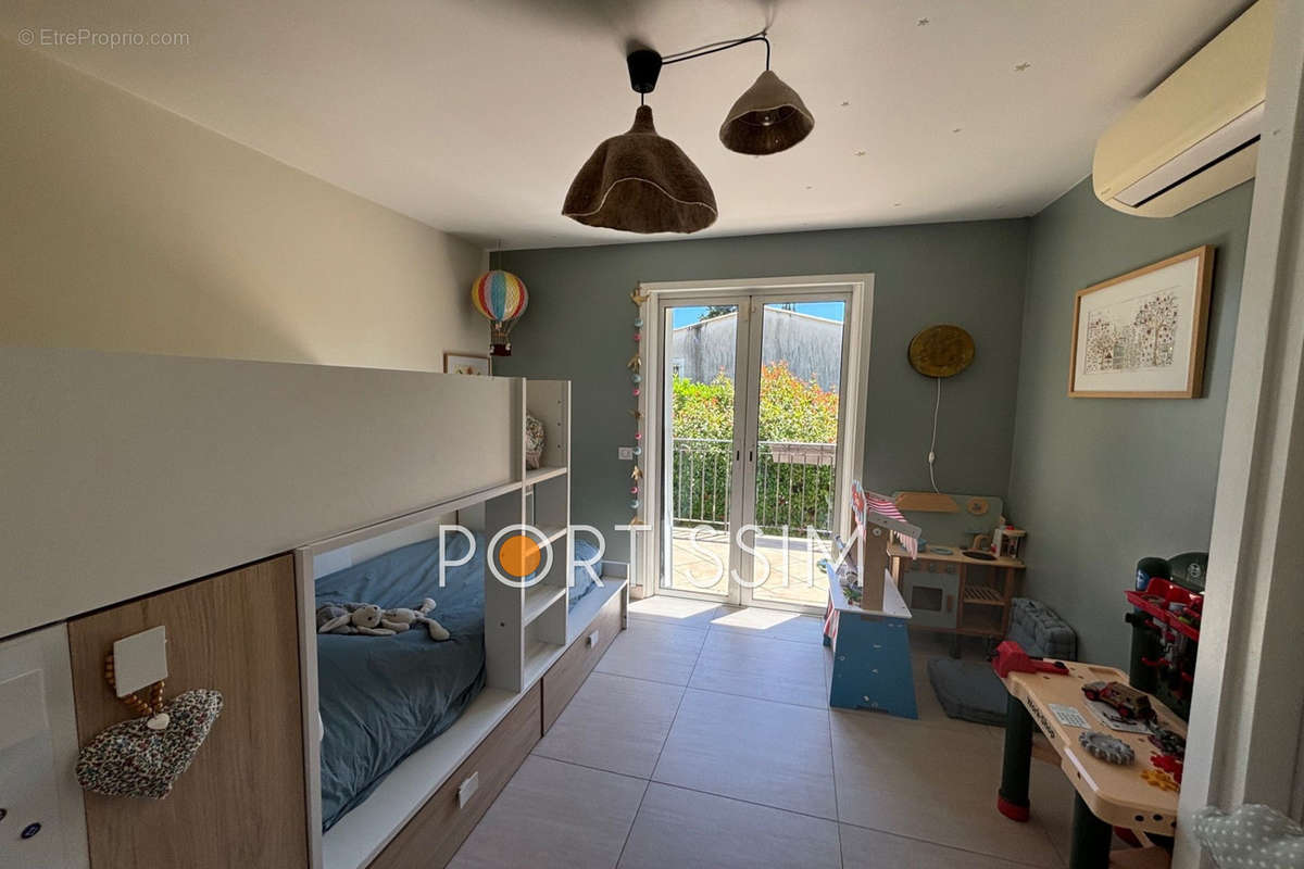 Appartement à CAGNES-SUR-MER