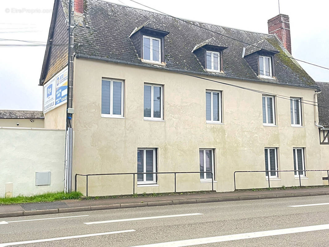 Maison à GRANDVILLIERS