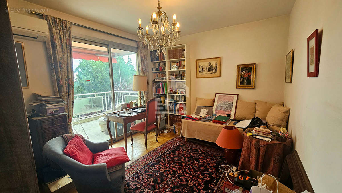 Appartement à VENCE