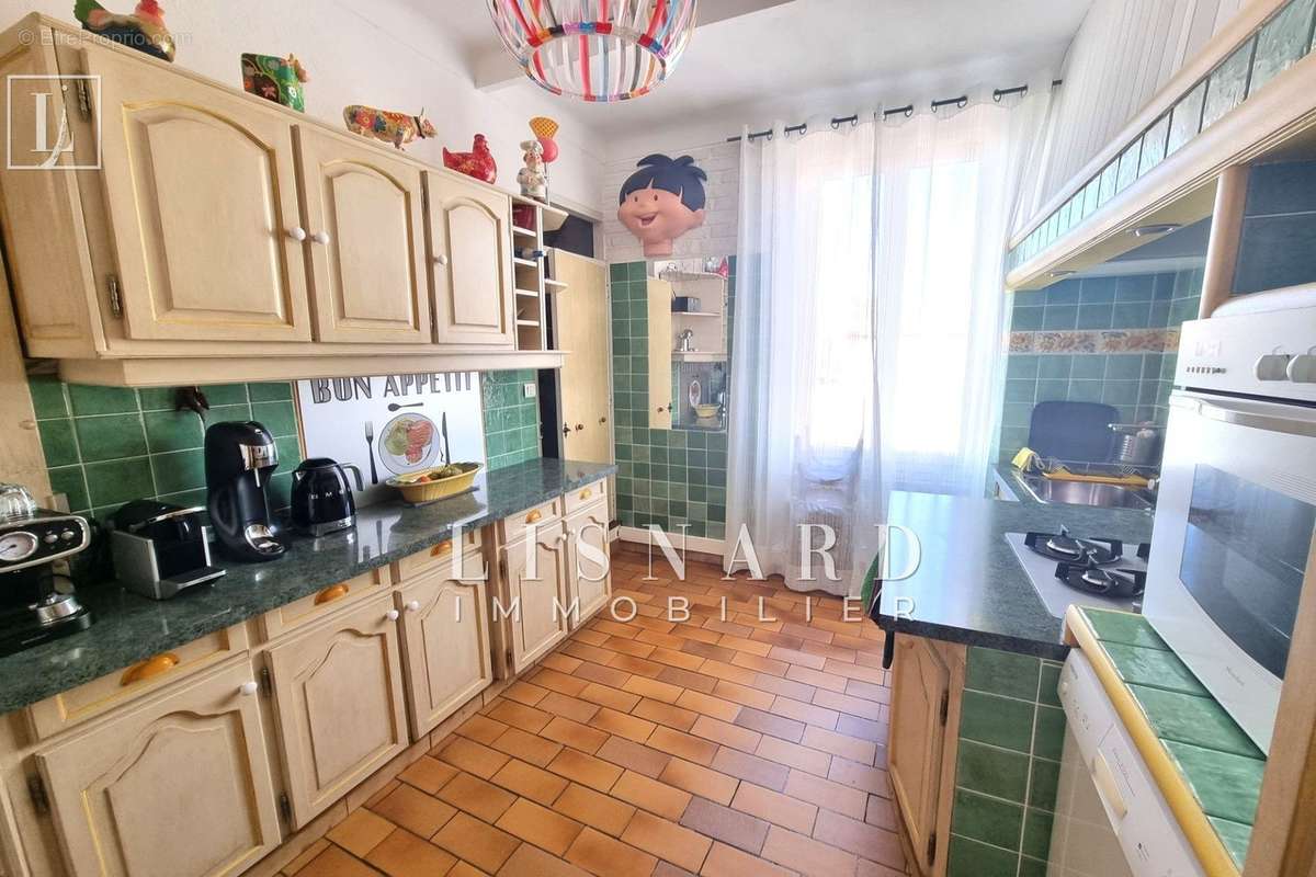 Appartement à VALLAURIS