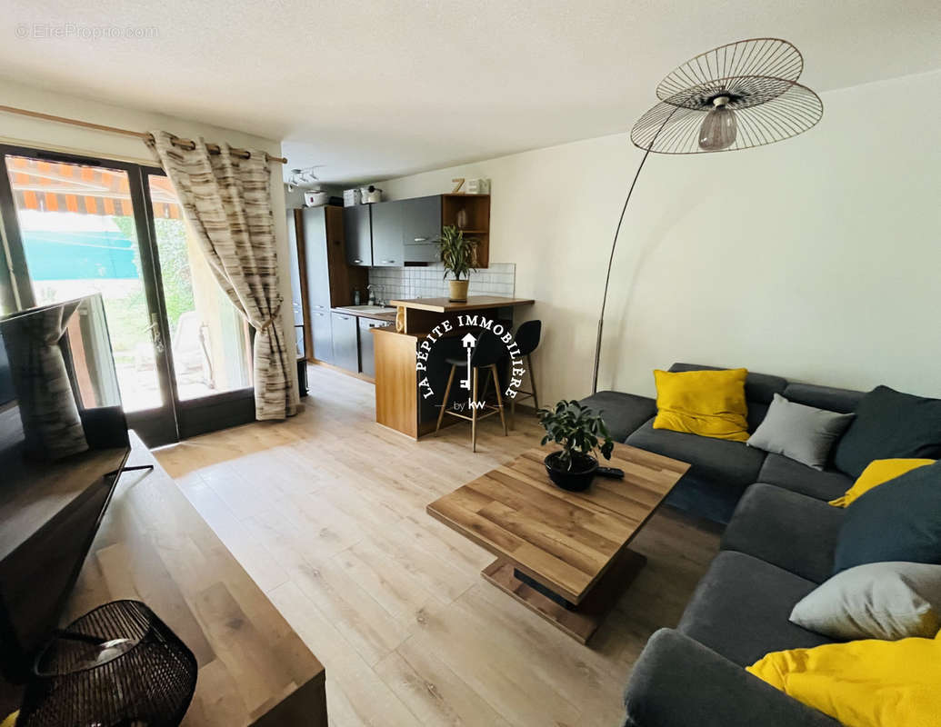 Appartement à VILLENEUVE-LOUBET