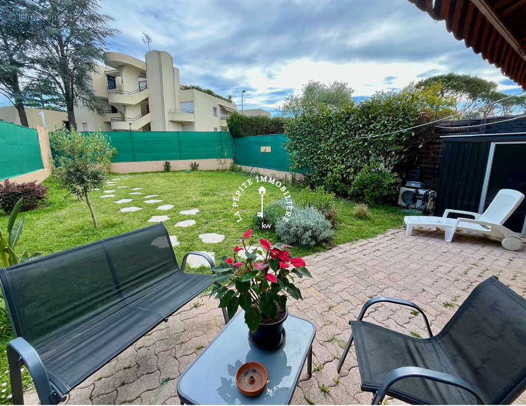 Appartement à VILLENEUVE-LOUBET