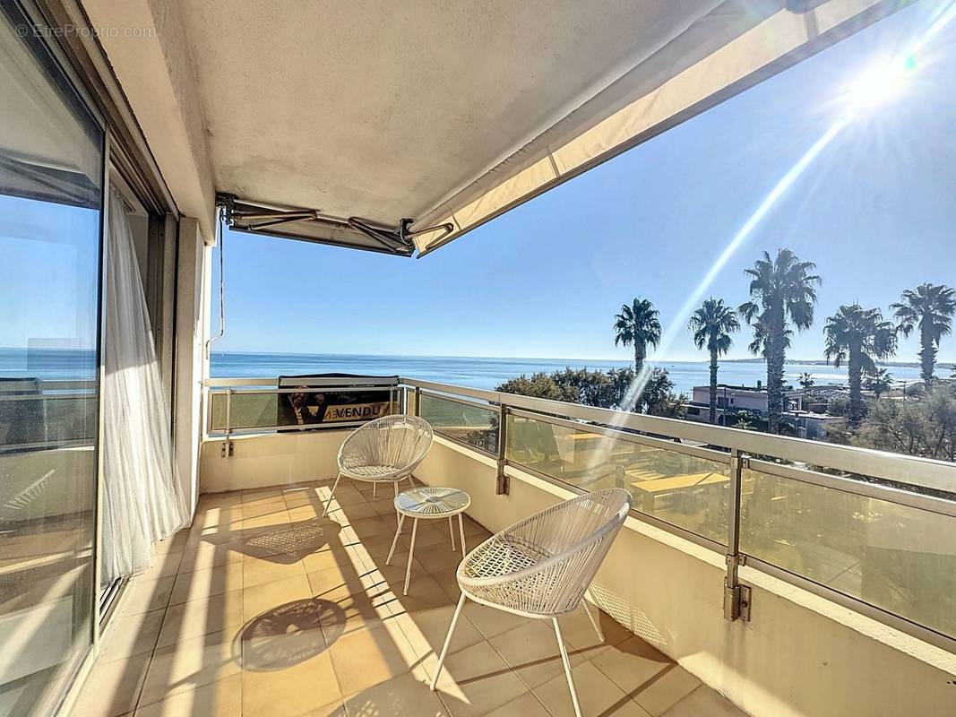 Appartement à VILLENEUVE-LOUBET