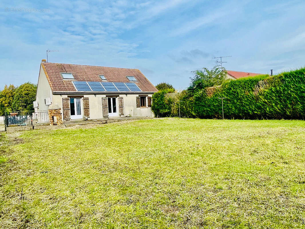 Maison à BUCY-LE-ROI