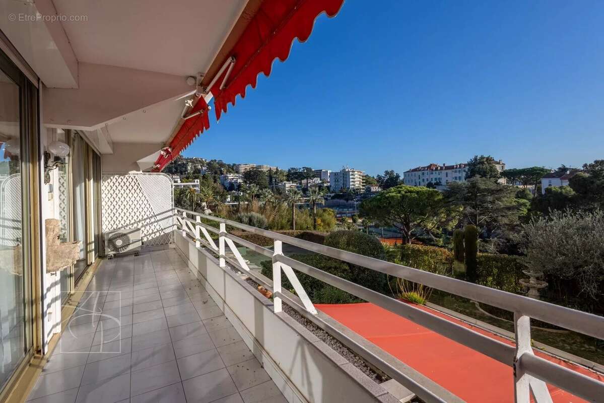 Appartement à CANNES