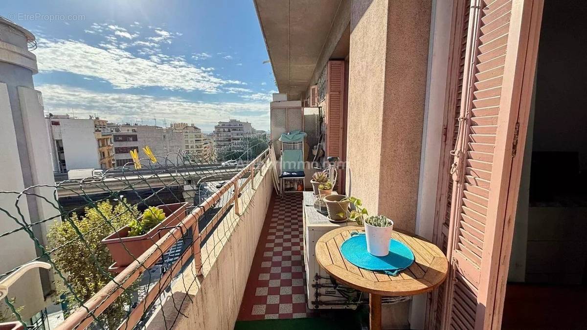 Appartement à NICE