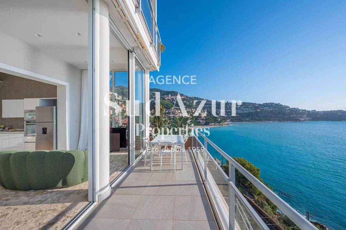 Appartement à ROQUEBRUNE-CAP-MARTIN