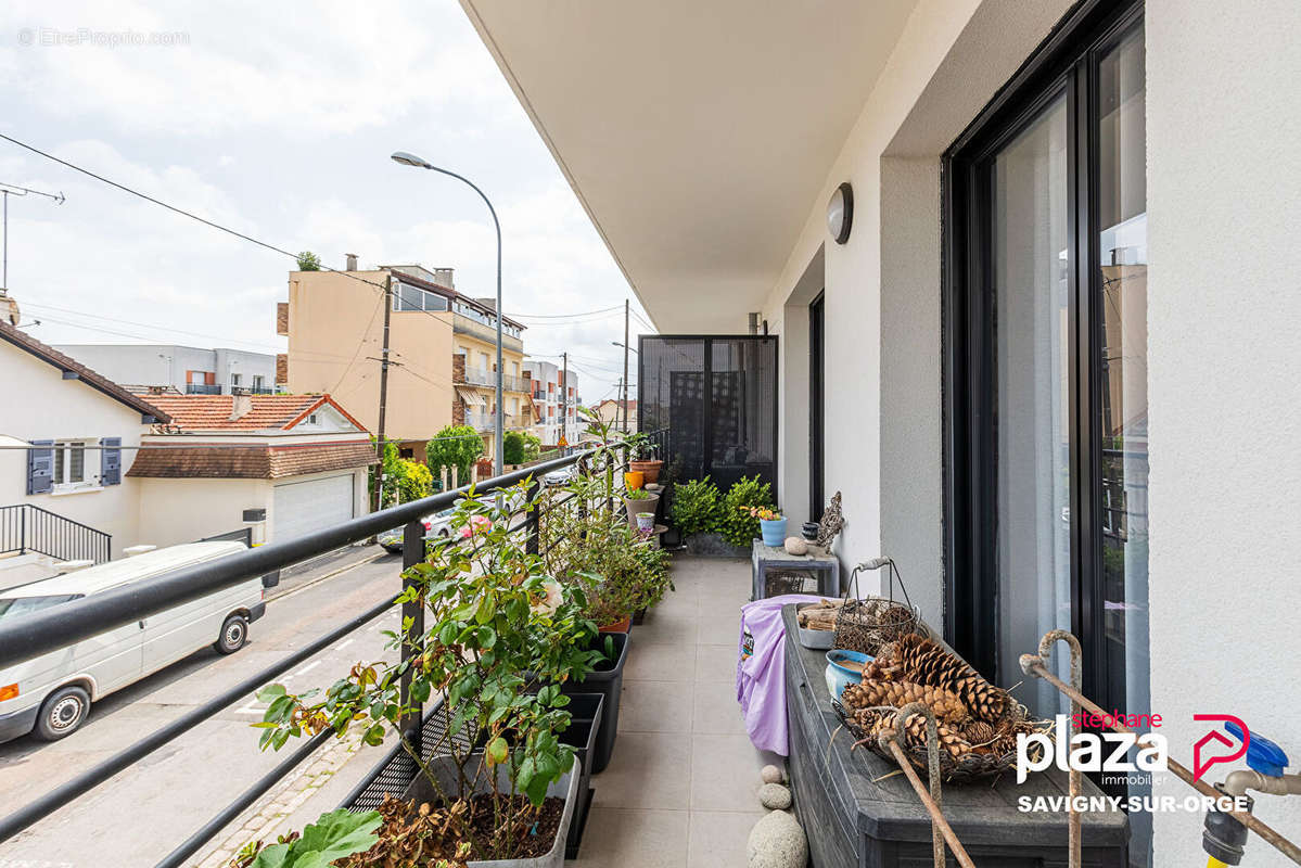 Appartement à SAVIGNY-SUR-ORGE