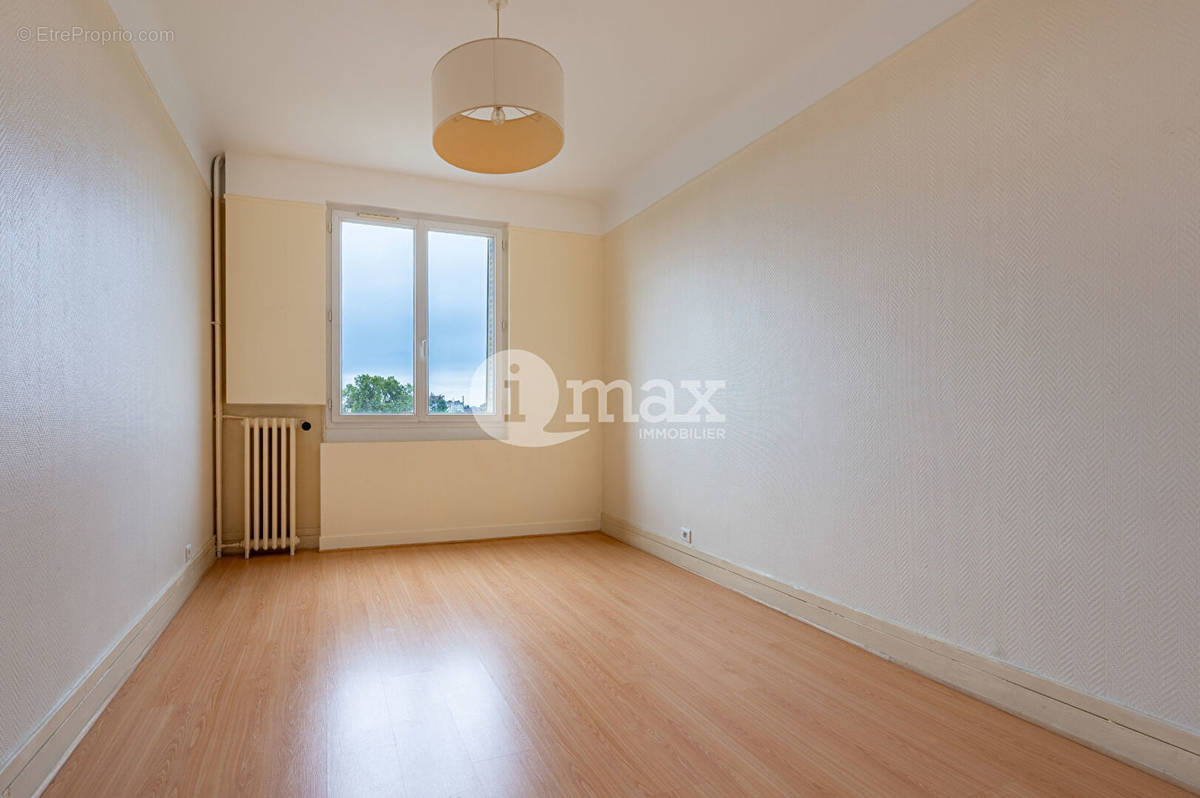 Appartement à COLOMBES