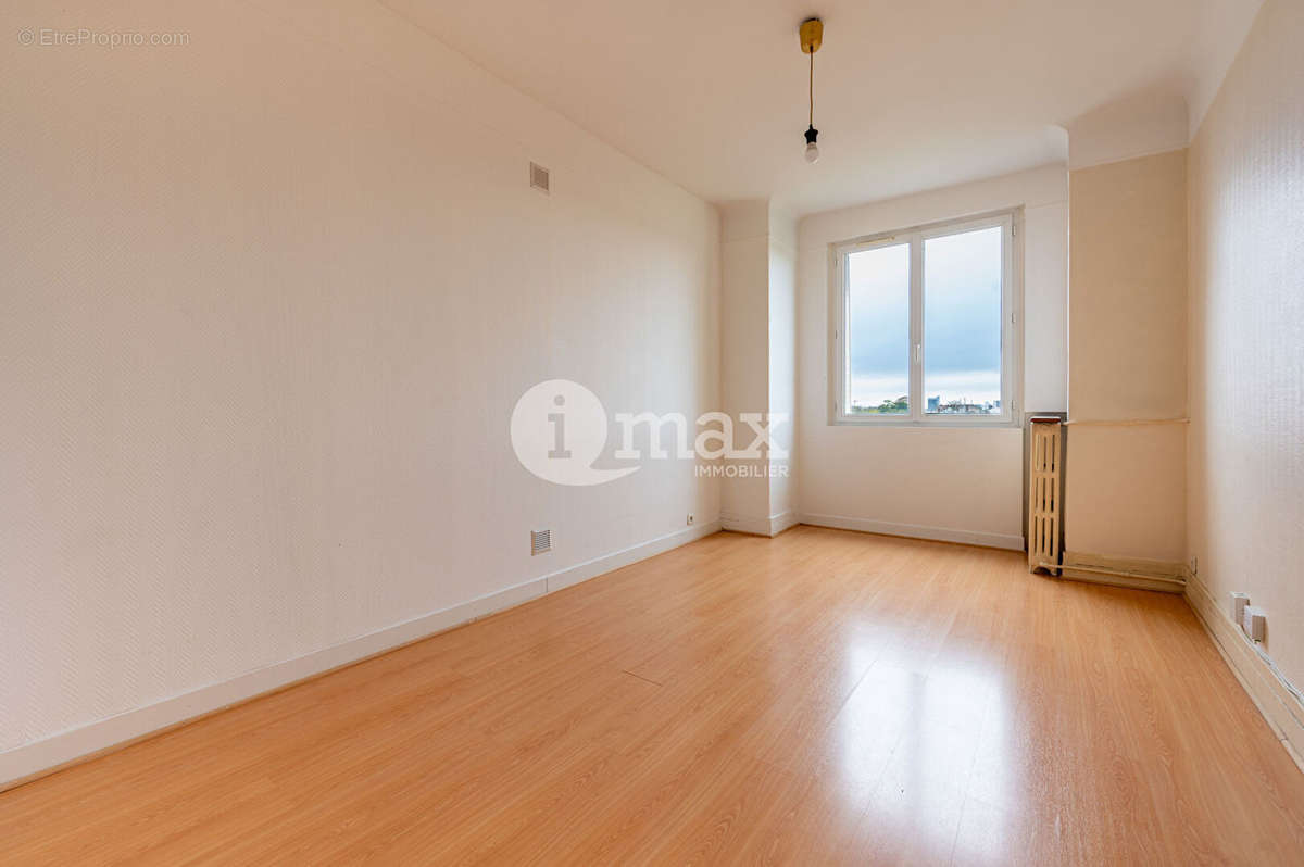 Appartement à COLOMBES