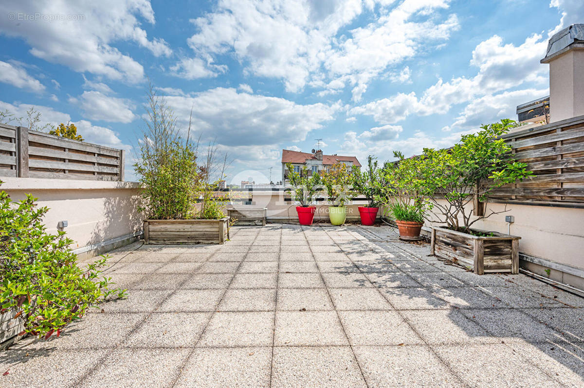 Appartement à COLOMBES