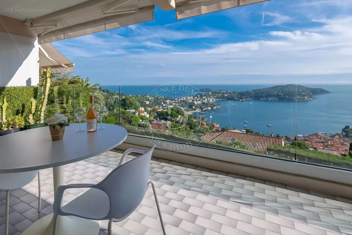 Appartement à VILLEFRANCHE-SUR-MER