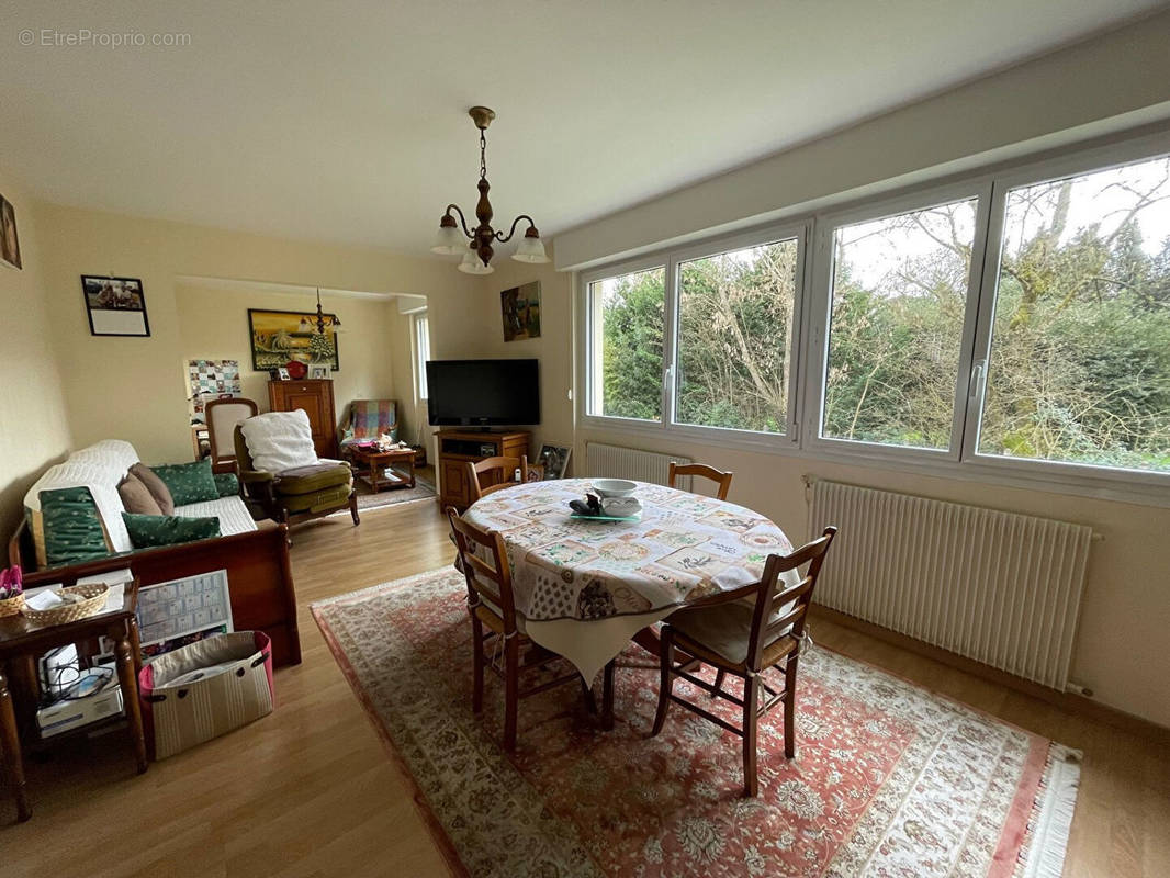 Appartement à RUEIL-MALMAISON