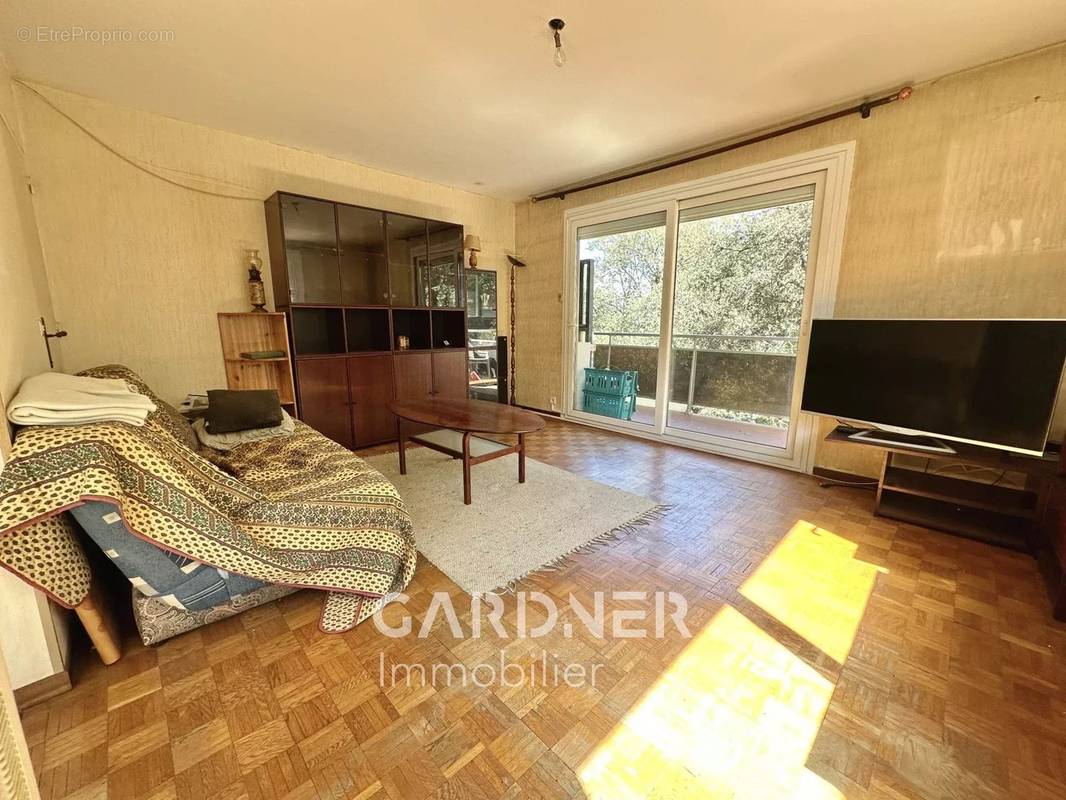 Appartement à MARSEILLE-10E