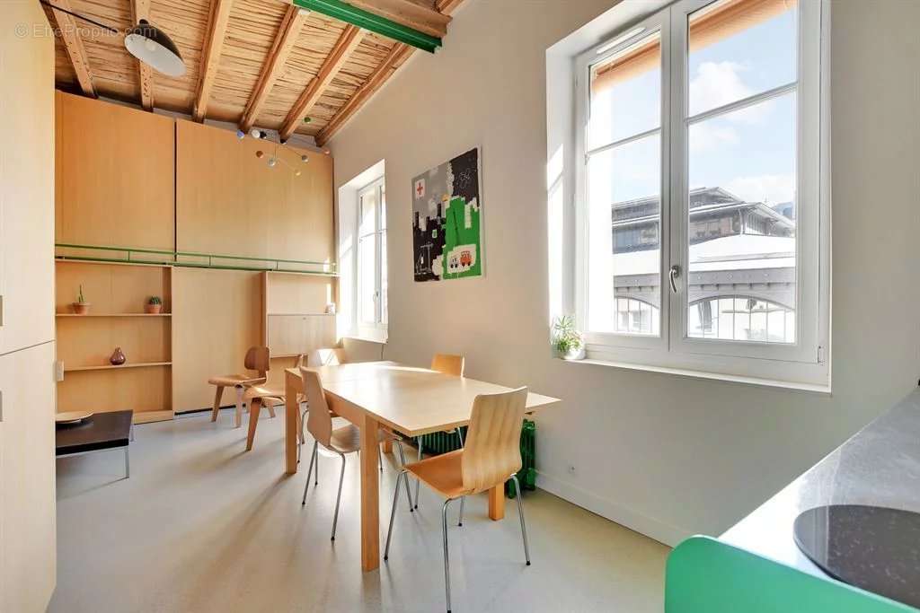 Appartement à PARIS-19E