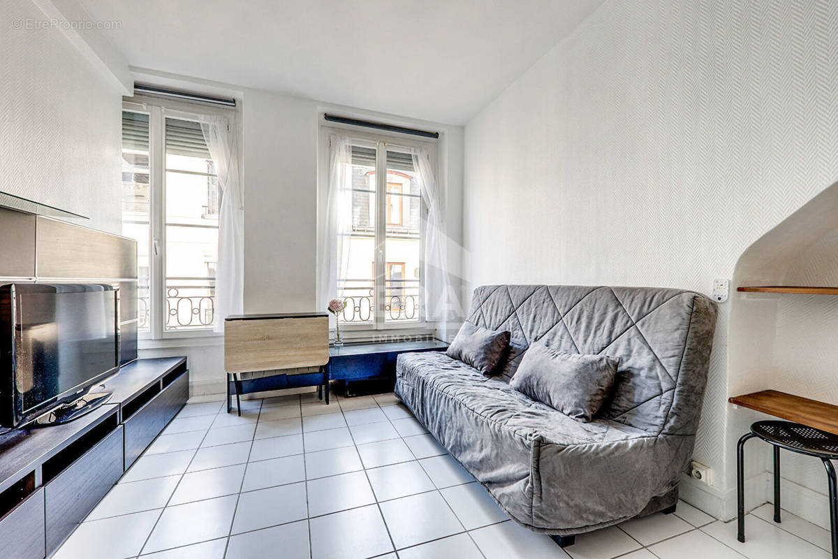 Appartement à PARIS-2E