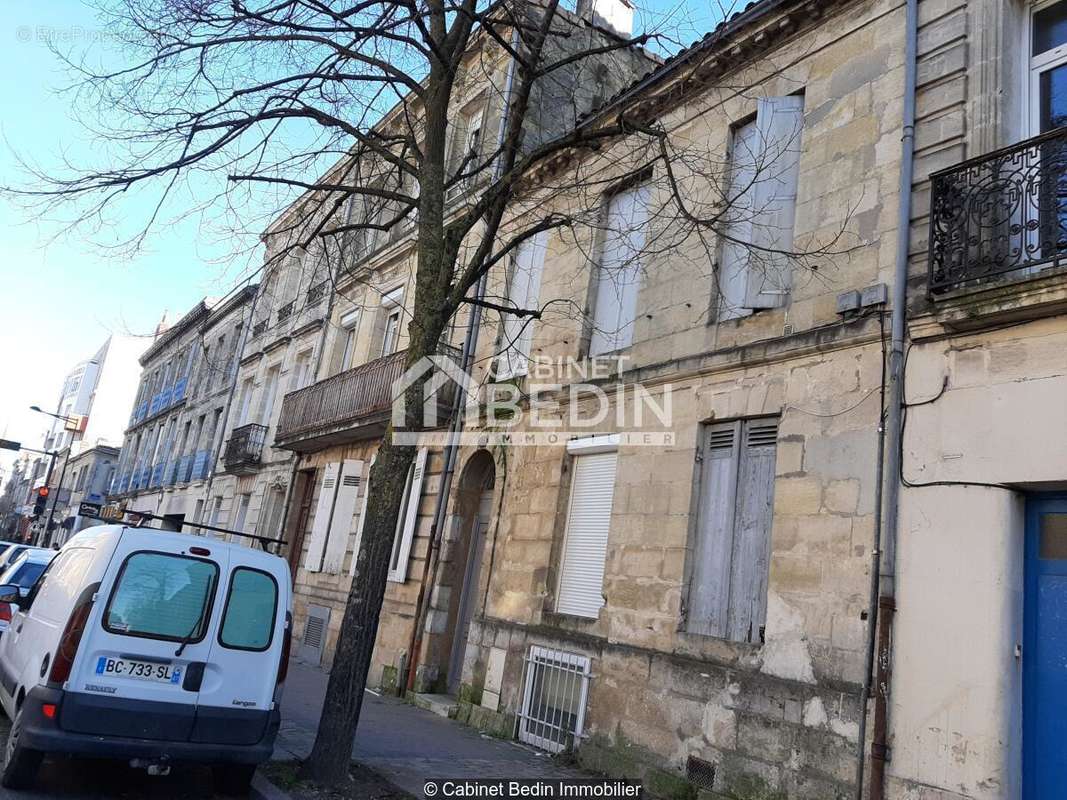 Parking à BORDEAUX