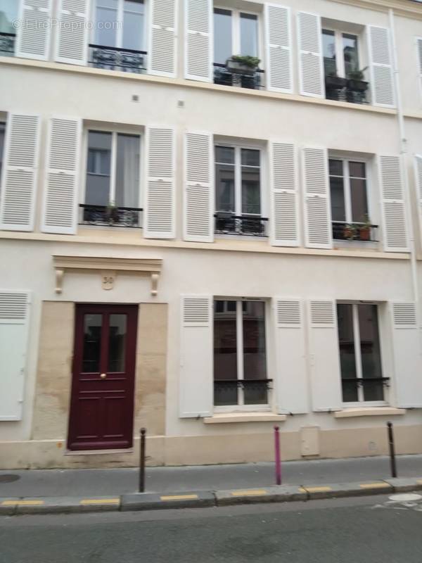 Appartement à PARIS-19E