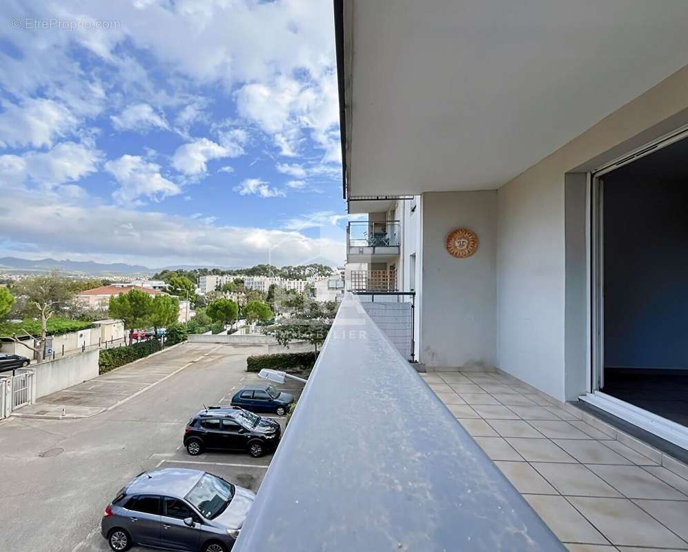 Appartement à MARSEILLE-13E