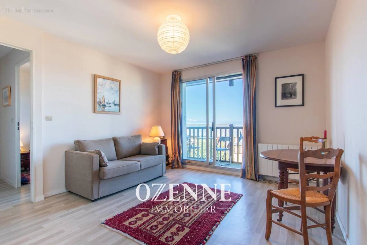 Appartement à BENERVILLE-SUR-MER