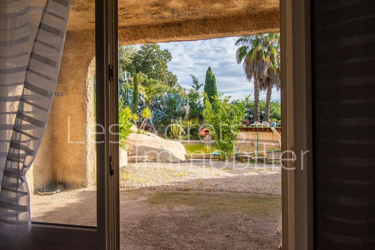 Maison à LES ADRETS-DE-L&#039;ESTEREL