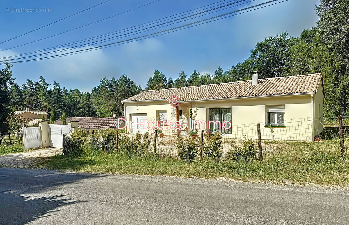 Maison à SARLIAC-SUR-L&#039;ISLE