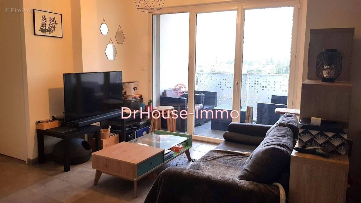 Appartement à REZE