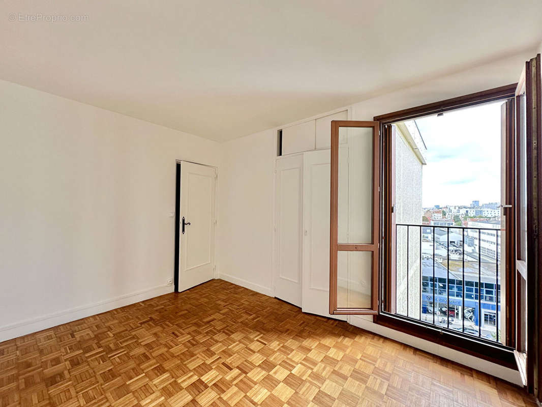 Appartement à FONTENAY-SOUS-BOIS