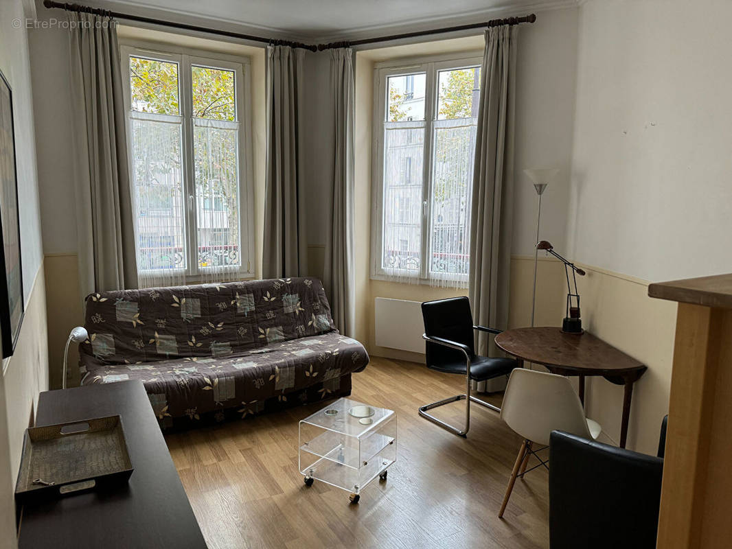 Appartement à PARIS-18E