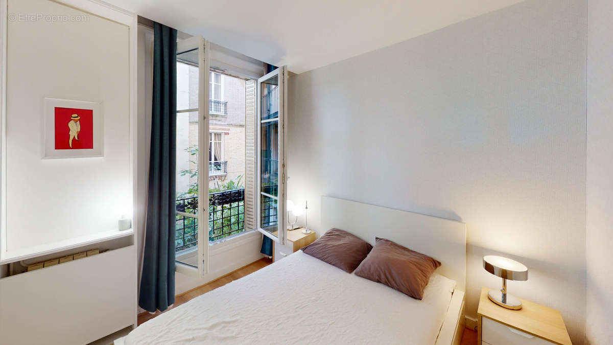 Appartement à PARIS-16E