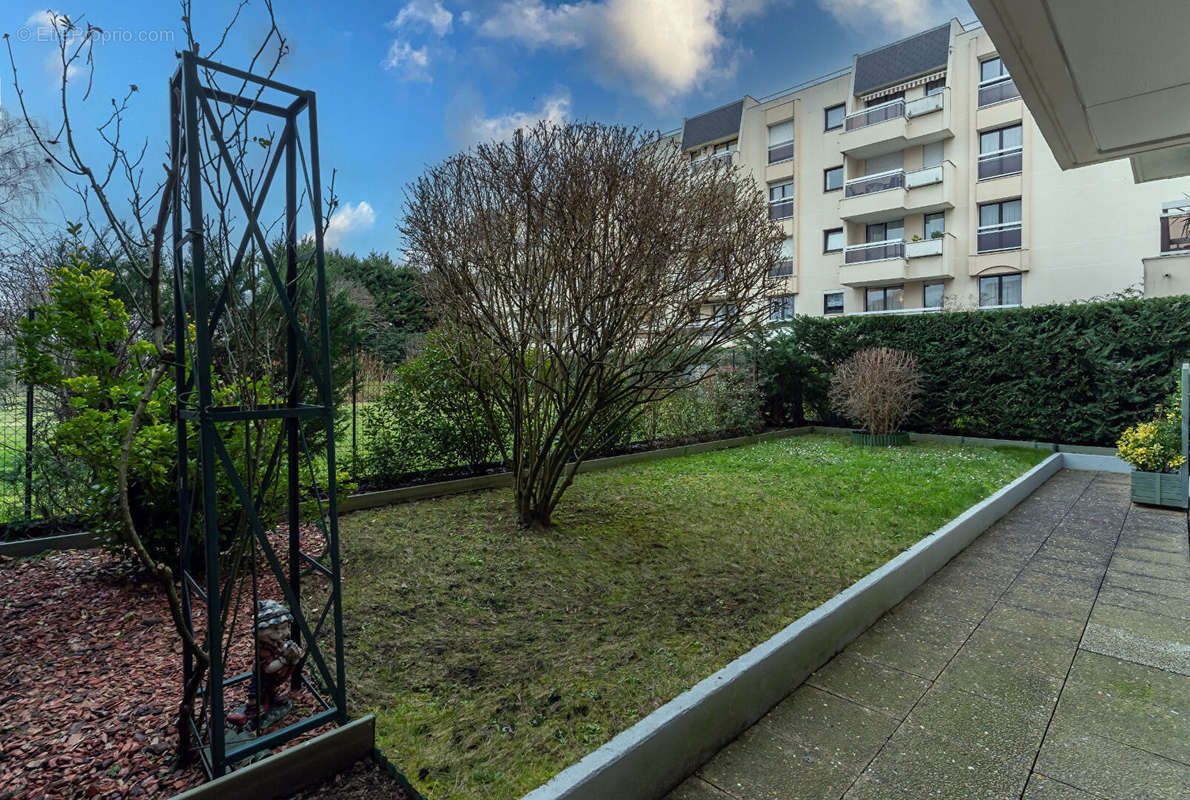 Appartement à L&#039;HAY-LES-ROSES