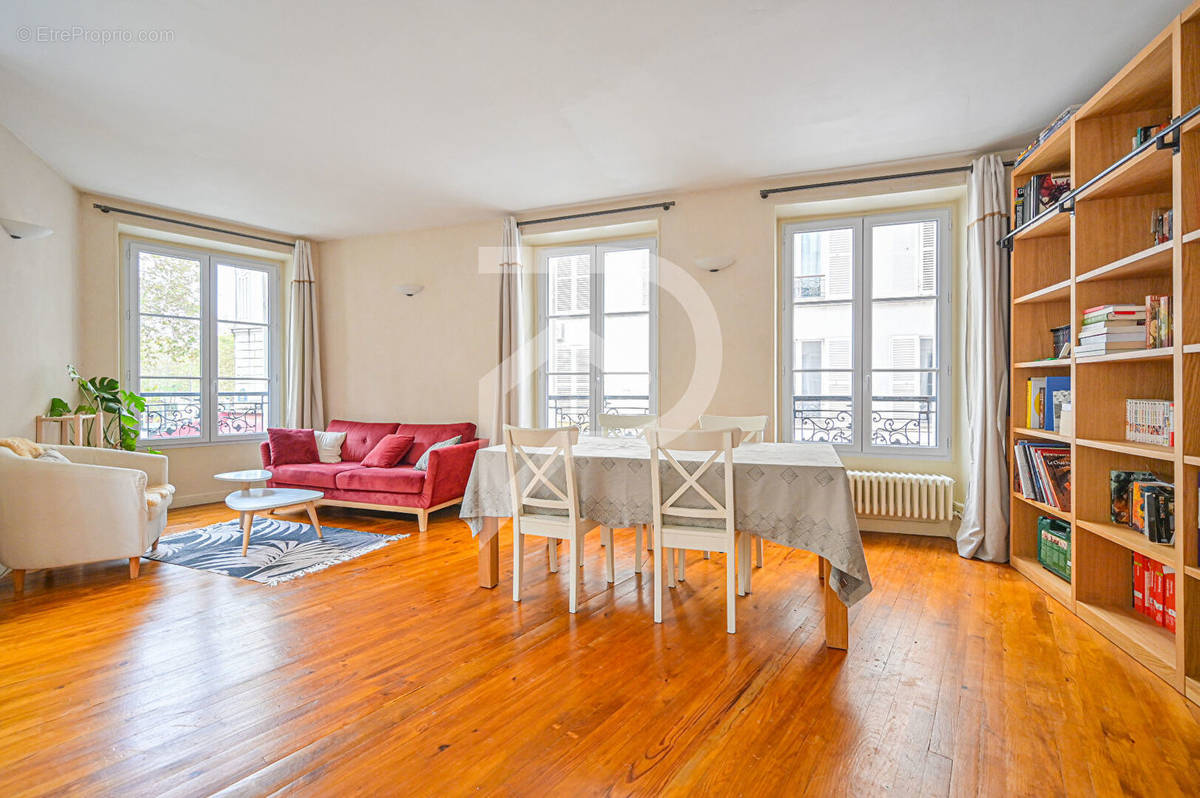 Appartement à PARIS-12E