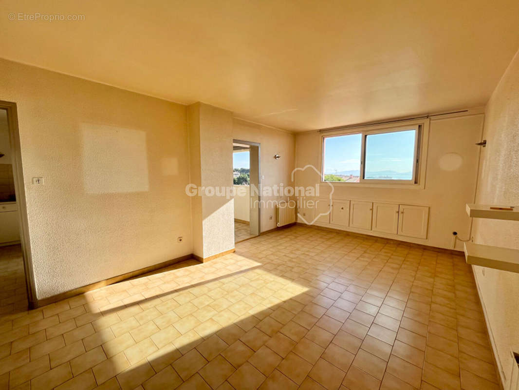 Appartement à SAUSSET-LES-PINS