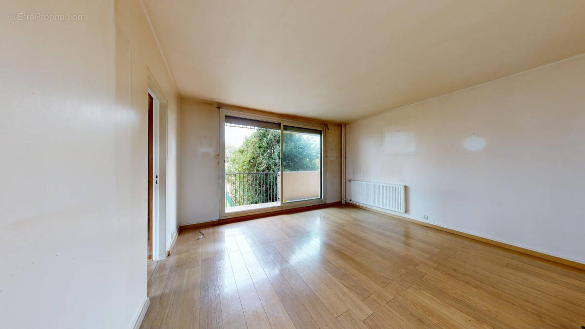 Appartement à COLOMBES