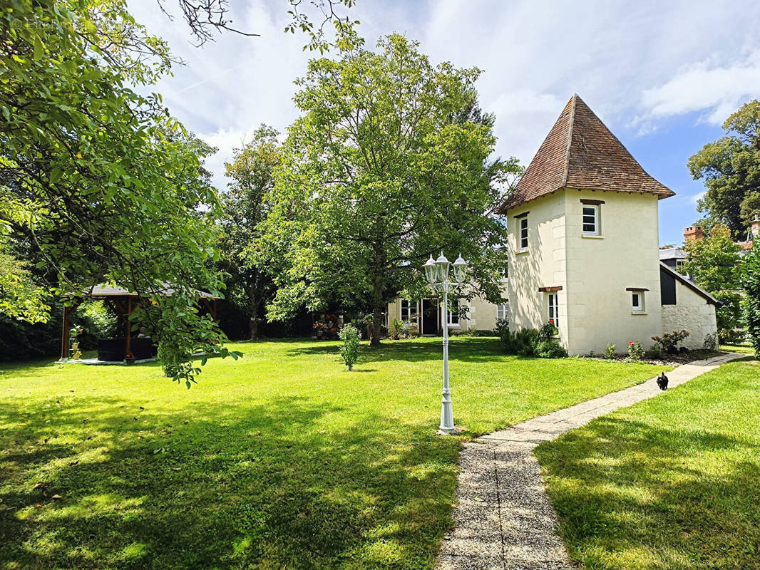 Maison à ECUEILLE