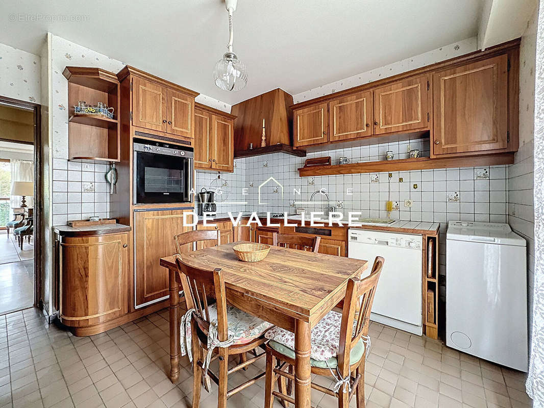 Appartement à RUEIL-MALMAISON