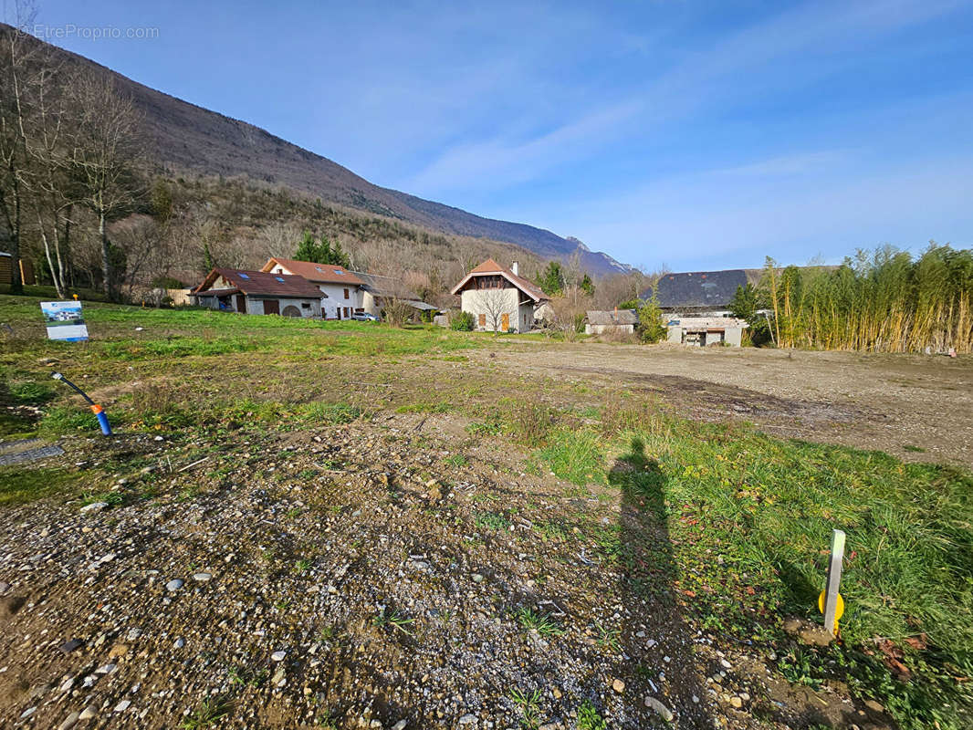 Terrain à LE BOURGET-DU-LAC