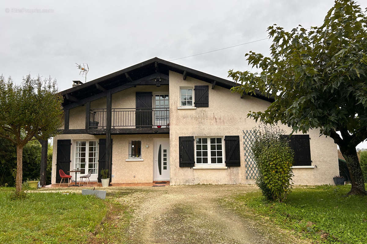 Maison à MONTFORT-EN-CHALOSSE