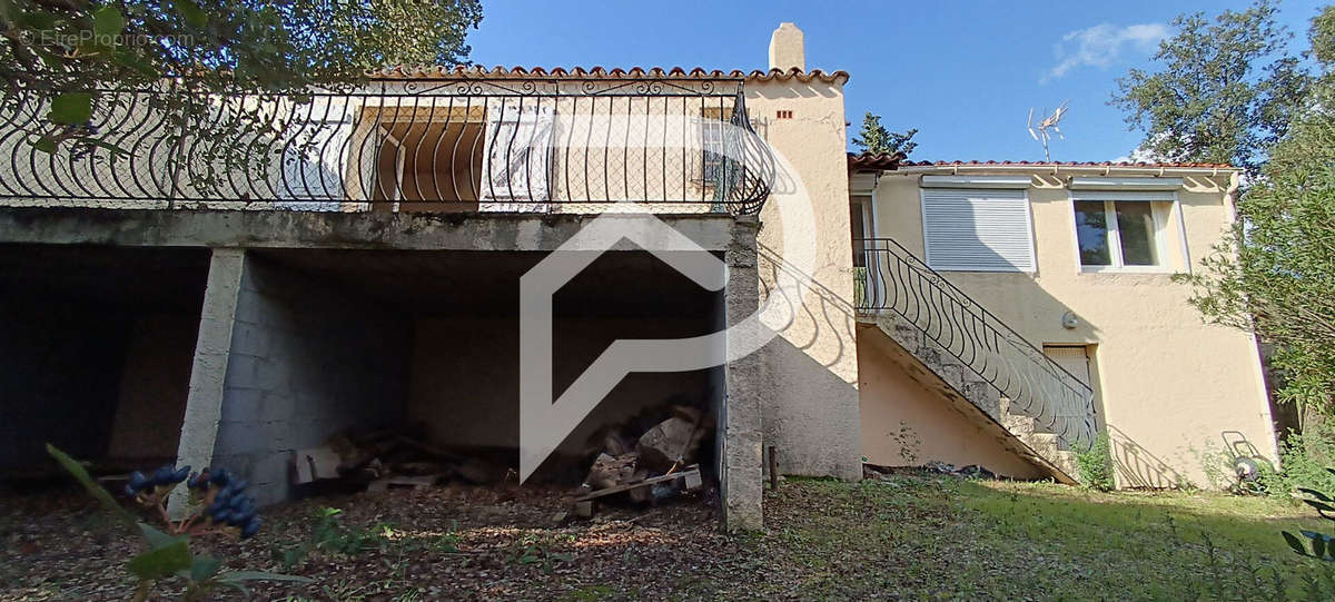 Maison à FREJUS