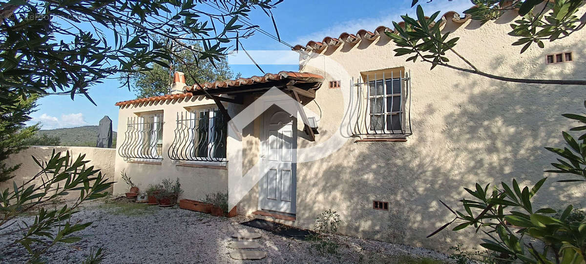 Maison à FREJUS