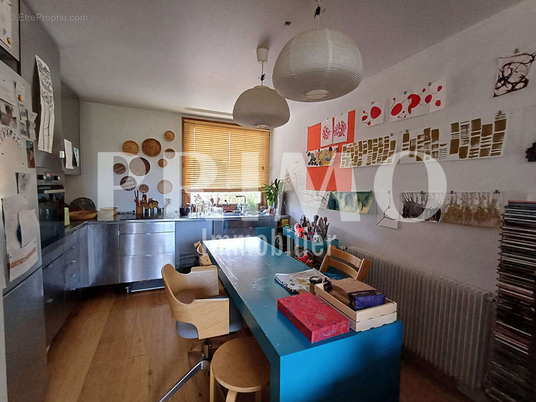 Appartement à FRESNES