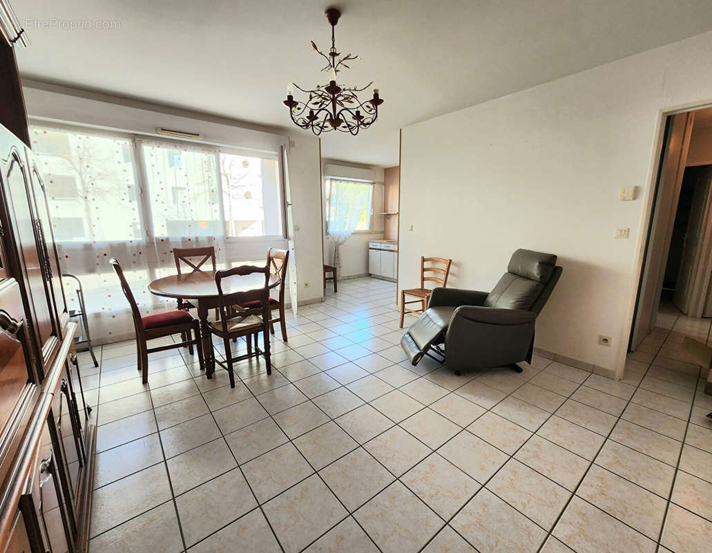 Appartement à REZE