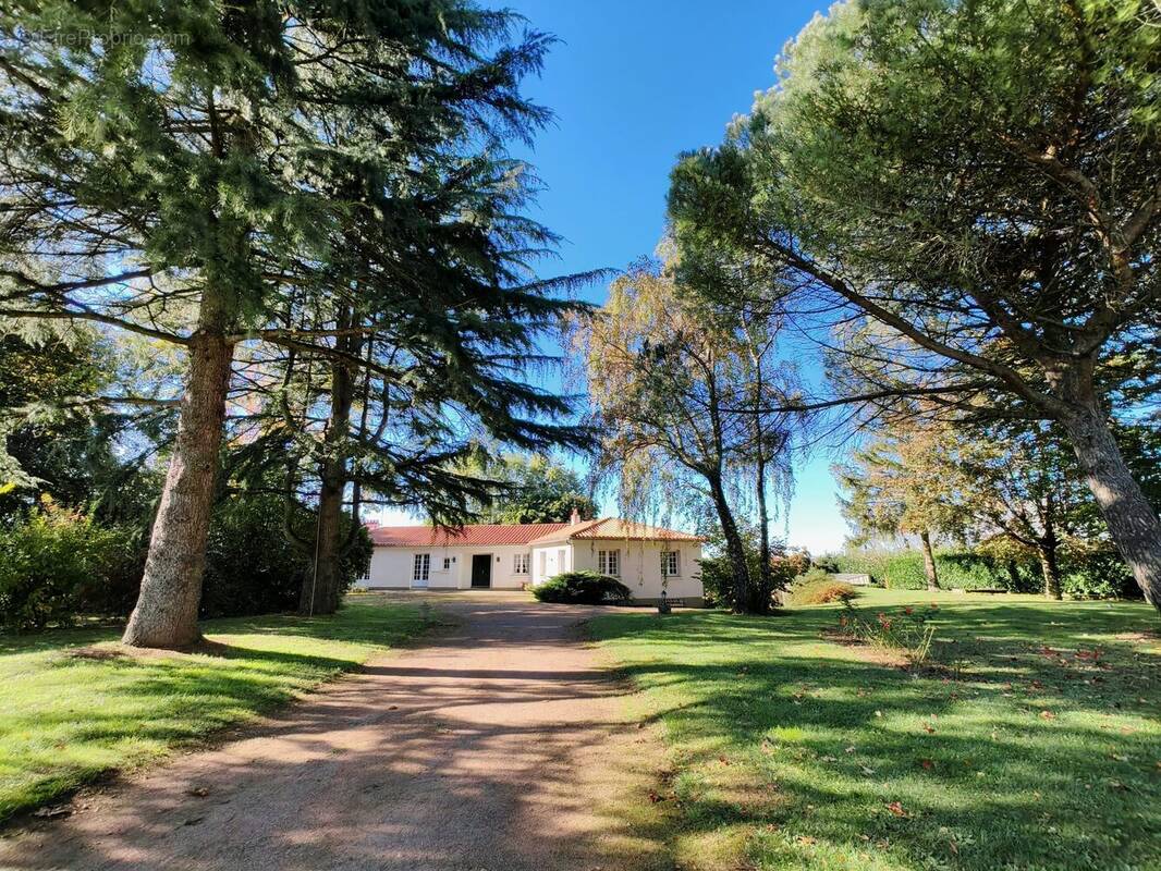 Maison à SAINTE-HERMINE